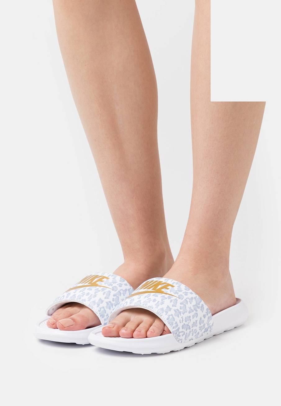 Фото № 1 с приближением к товару «‎Nike Victori One Slide Print»