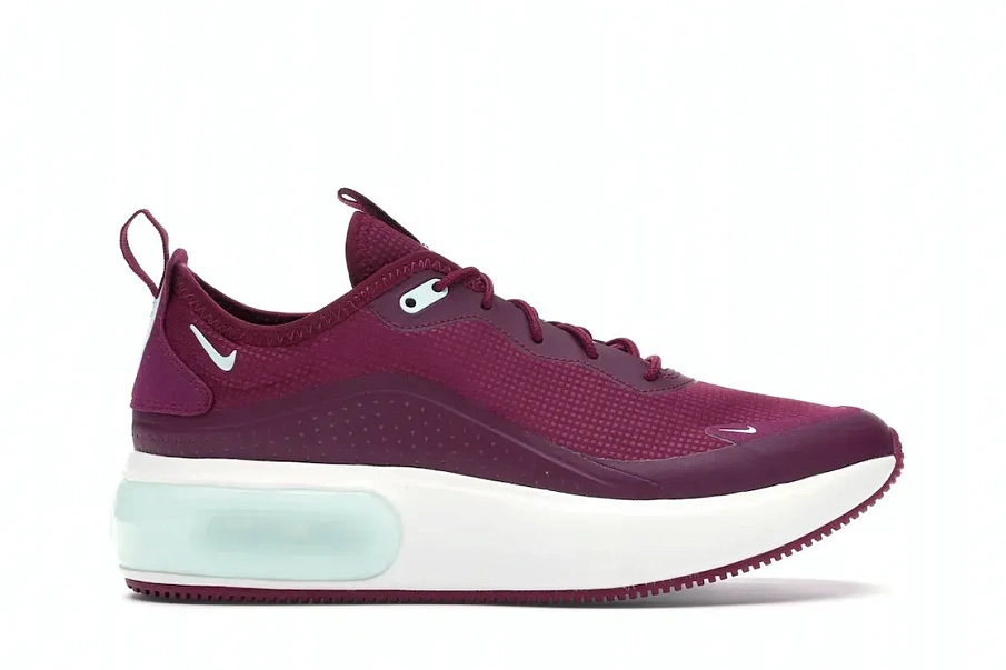 Фото № 1 с приближением к товару «‎Nike Air Max Dia True Berry»