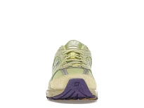 Фото № 2 с приближением к товару «‎New Balance 530»