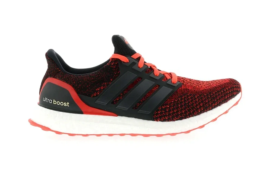 Фото № 1 с приближением к товару «‎adidas Ultra Boost 2.0 Core Black Solar Red»