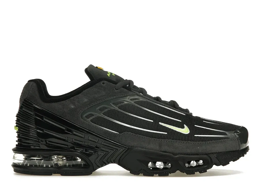 Фото № 1 с приближением к товару «‎Nike Air Max Plus 3 Black Volt»
