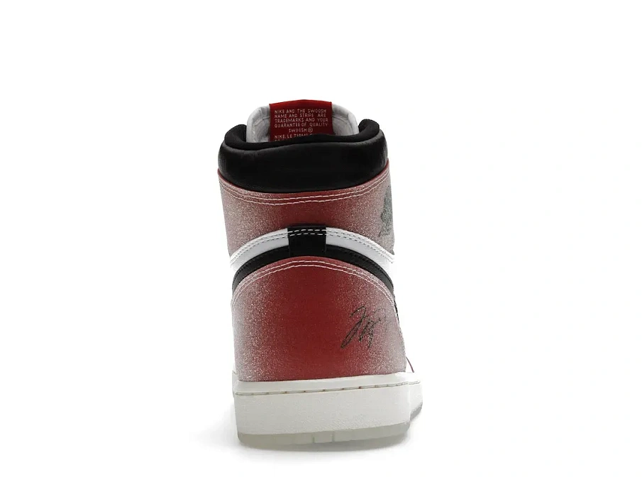 Фото № 4 с приближением к товару «‎Jordan 1 Retro High Trophy Room Chicago (Friends and Family) (W/ Blue Laces)»