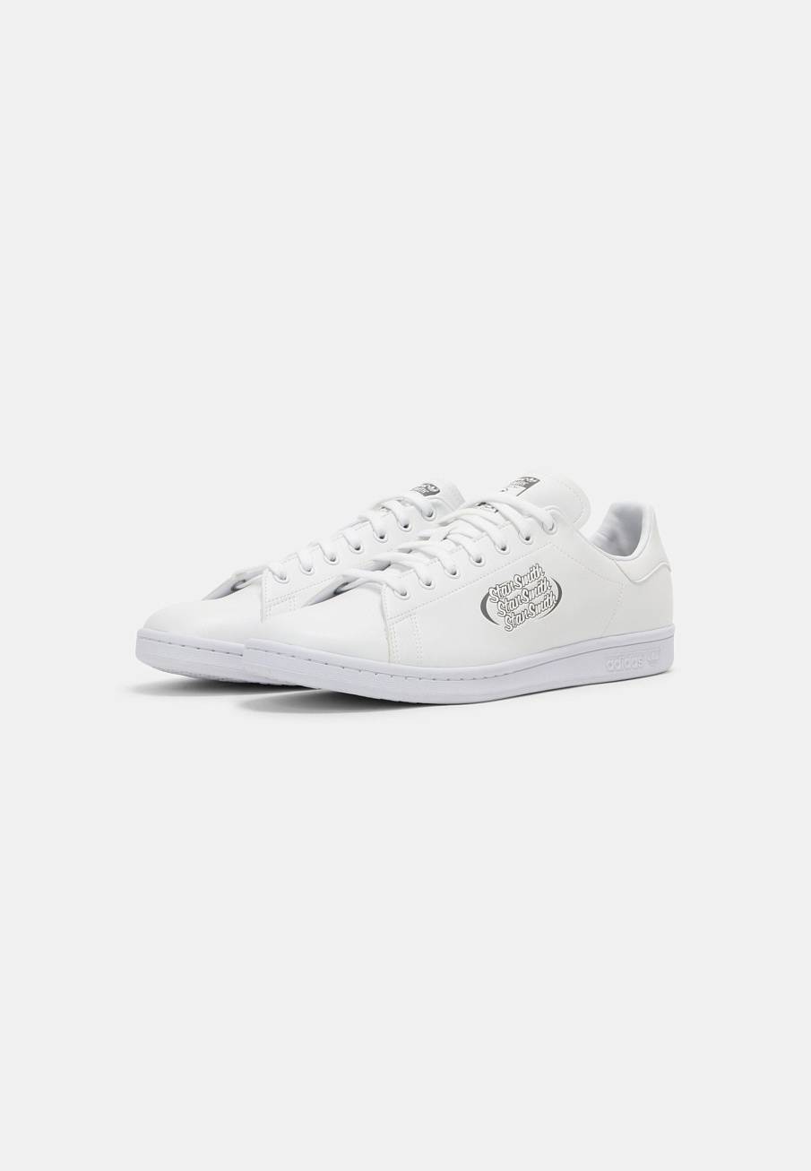 Фото № 2 с приближением к товару «‎Adidas Stan Smith Shoes »