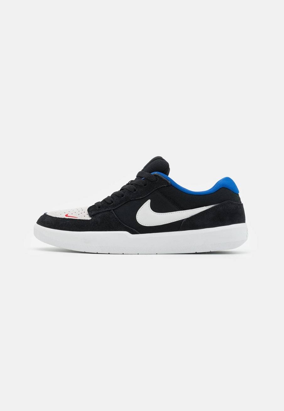 Фото № 1 с приближением к товару «‎Nike Force 58 »