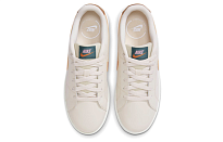 Фото № 4 с приближением к товару «‎Nike Wmns Court Royale 2 BeigeOrange»
