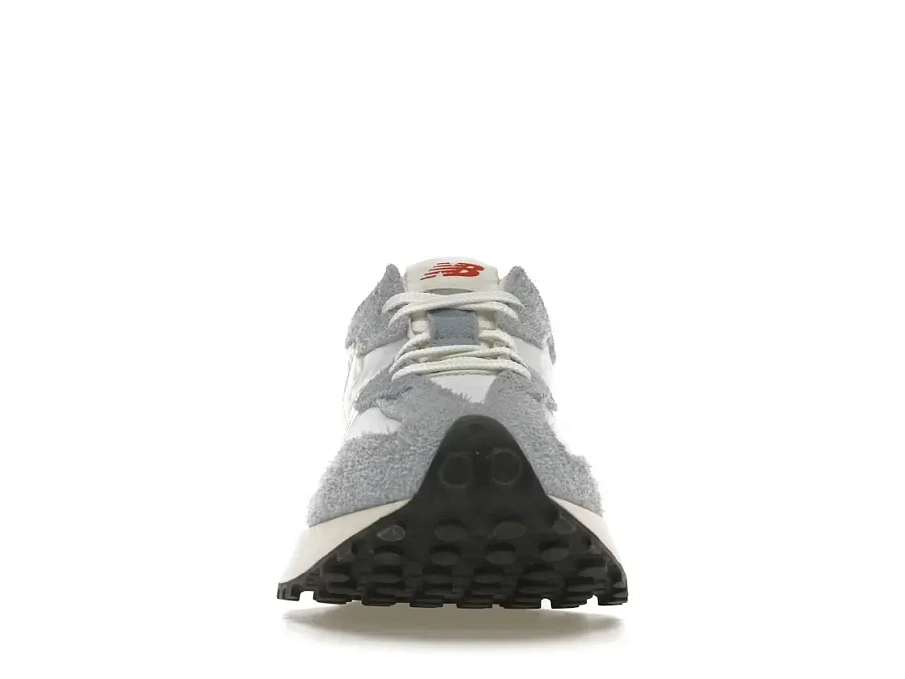 Фото № 2 с приближением к товару «‎New Balance 327»