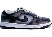 Фото № 1 с приближением к товару «‎Nike Dunk Low»