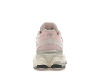 Фото № 4 с приближением к товару «‎New Balance 9060»