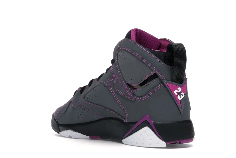 Фото № 6 с приближением к товару «‎Jordan 7 Retro Valentines Day (2015) »