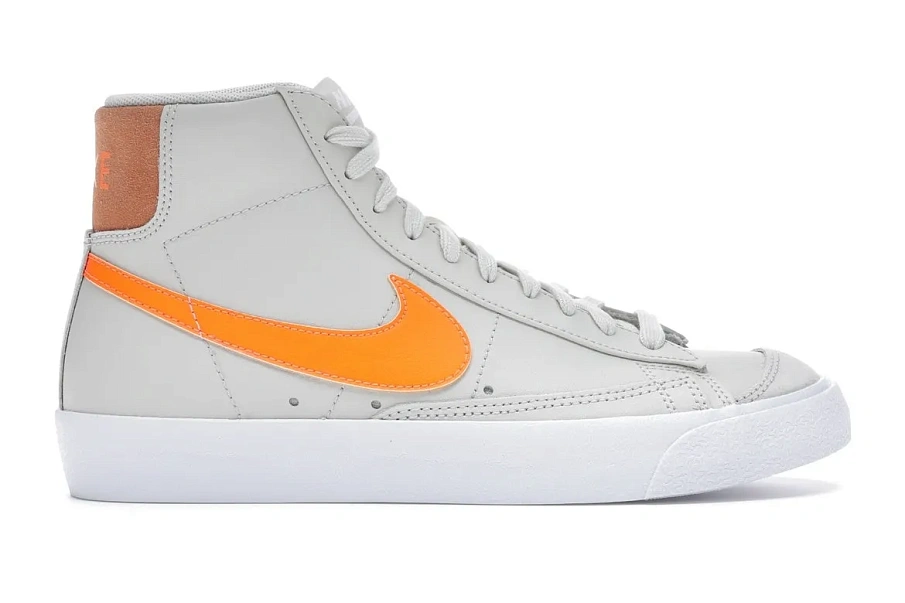 Фото № 1 с приближением к товару «‎Nike Blazer Mid 77 Light Bone »