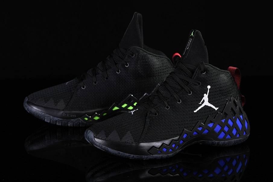 Фото № 1 с приближением к товару «‎Nike Air Jordan Jumpman Diamond »