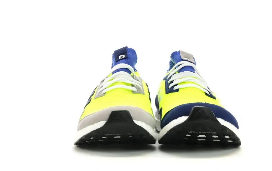 Фото № 2 с приближением к товару «‎adidas Ultra Boost Mid Prototype»