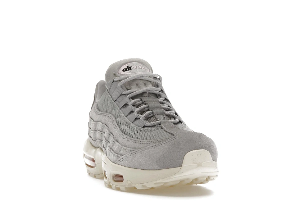Фото № 4 с приближением к товару «‎Nike Air Max 95 Grey Fog Pink Foam»