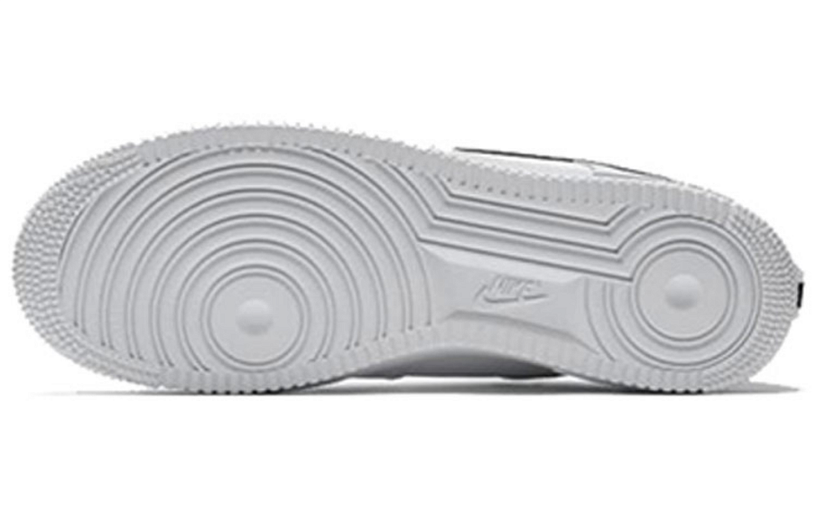 Фото № 4 с приближением к товару «‎Nike Air Force 1 07 LV8 Low Utility White Black»
