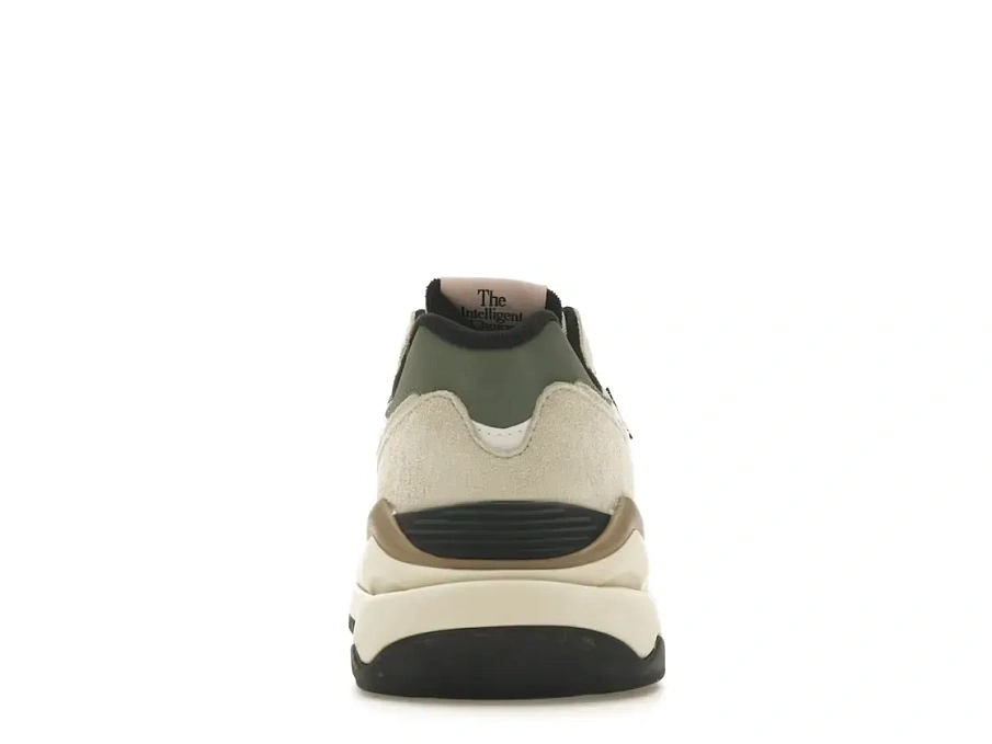 Фото № 4 с приближением к товару «‎New Balance 57/40»