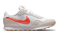 Фото № 2 с приближением к товару «‎Nike MD Valiant (GS) BeigeOrange»