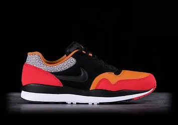 Nike Air Safari SE Sp19 University  - 1