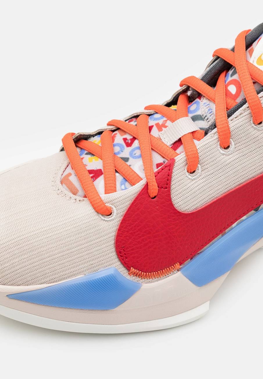 Фото № 5 с приближением к товару «‎Nike Zoom Freak 2 Nrg»