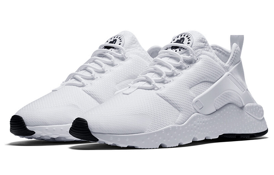 Фото № 3 с приближением к товару «‎Nike Wmns Air Huarache Run Ultra 'White'»