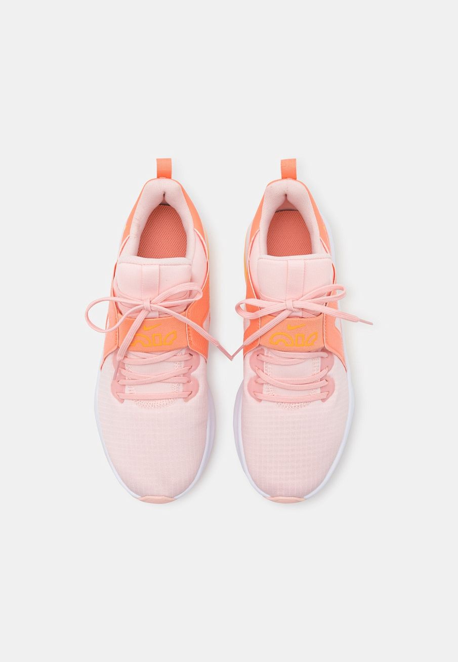 Фото № 4 с приближением к товару «‎Nike Air Max Bella TR 5»