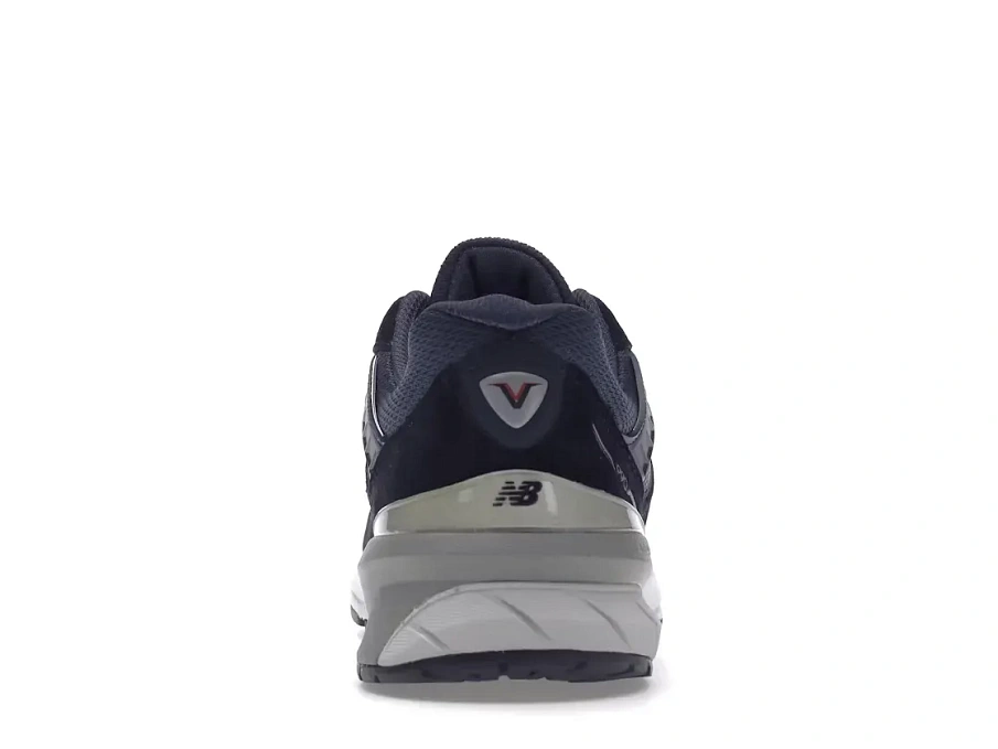 Фото № 4 с приближением к товару «‎New Balance 990v5»