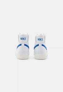 Фото № 3 с приближением к товару «‎BLAZER MID 77»