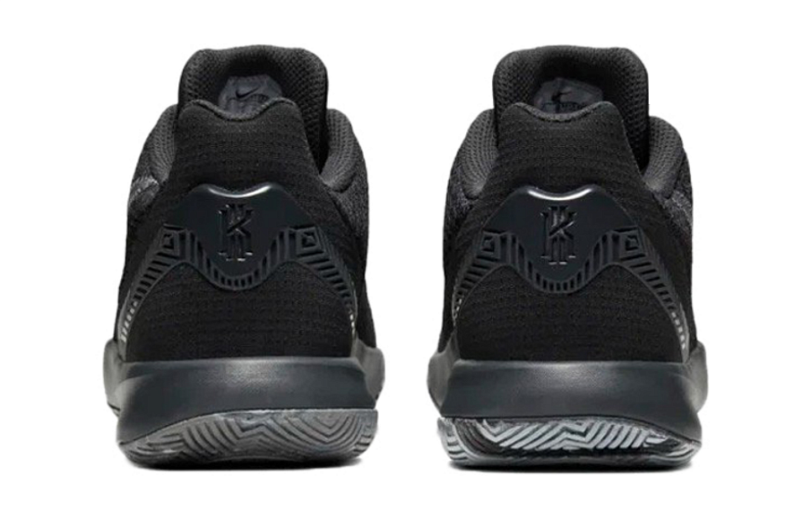 Фото № 4 с приближением к товару «‎Nike Kyrie Flytrap II (GS)»