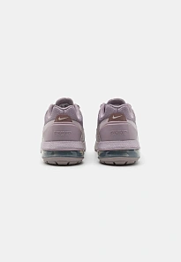 Фото № 3 с приближением к товару «‎AIR MAX PULSE»