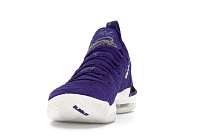 Фото № 3 с приближением к товару «‎Nike LeBron 16 King Court Purple»