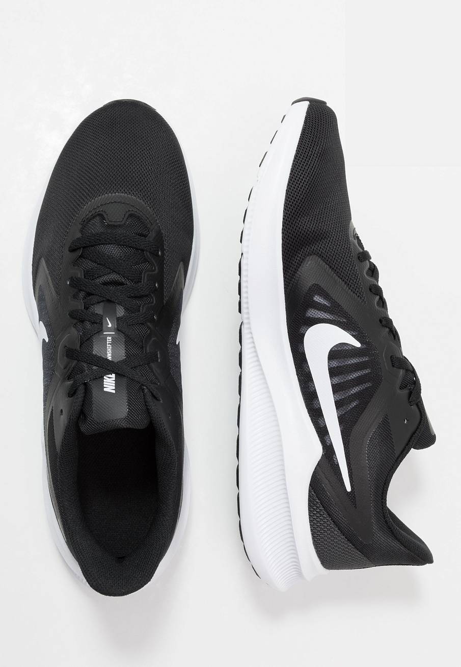 Фото № 2 с приближением к товару «‎Nike Downshifter 10»