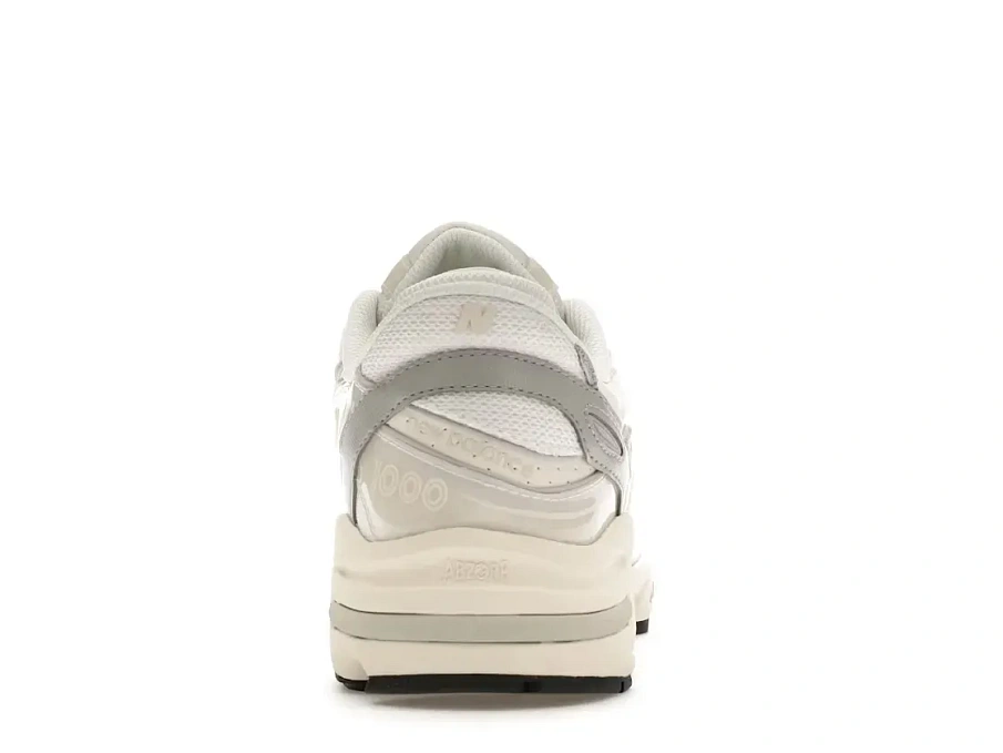 Фото № 4 с приближением к товару «‎New Balance 1000»