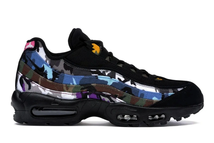 Фото № 1 с приближением к товару «‎Nike Air Max 95 ERDL Party Black»