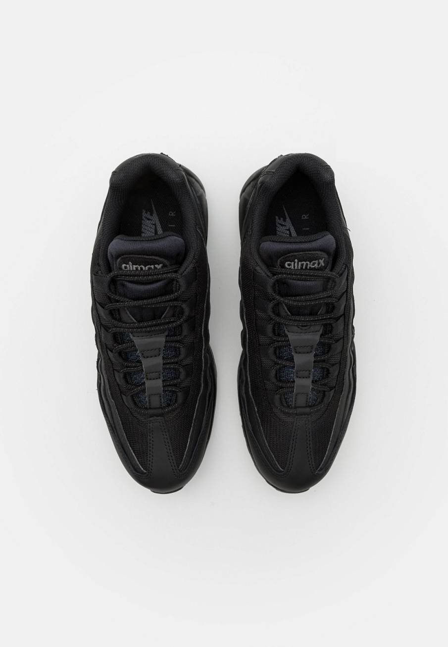 Фото № 3 с приближением к товару «‎Nike Air Max 95 Essential »