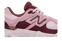 Фото № 2 с приближением к товару «‎New Balance 9060 Big Kid Pink Granite»