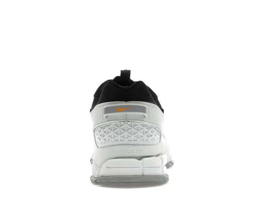 Фото № 4 с приближением к товару «‎Nike Zoom Vomero 5 Roam»