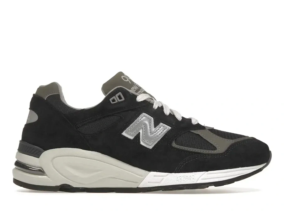Фото № 1 с приближением к товару «‎New Balance 990v2»