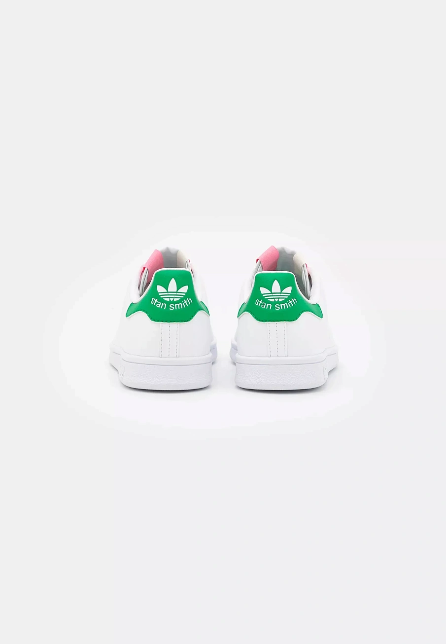 Фото № 3 с приближением к товару «‎STAN SMITH »