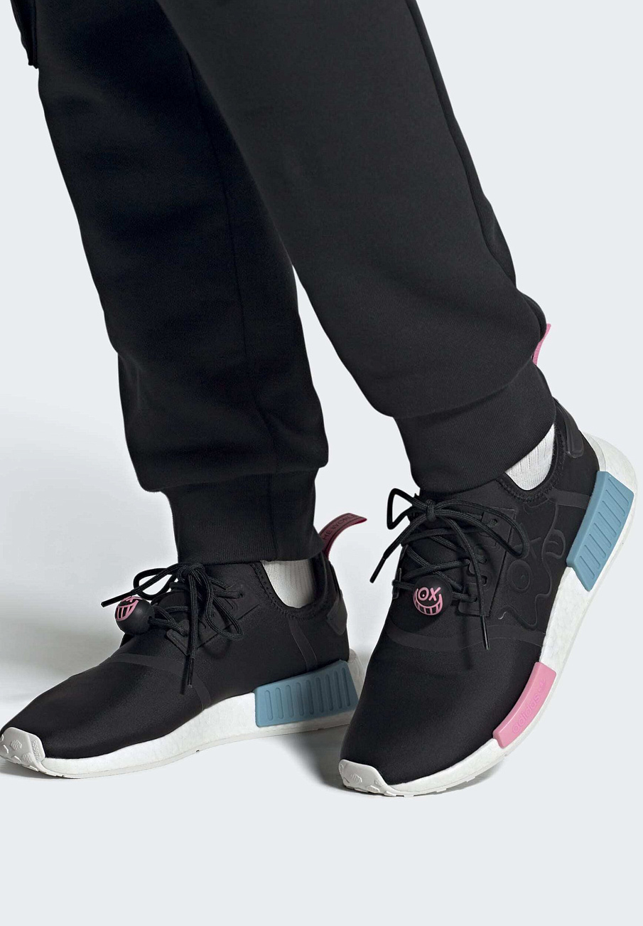 Фото № 2 с приближением к товару «‎Adidas Nmd R1 X Andre Saraiva »