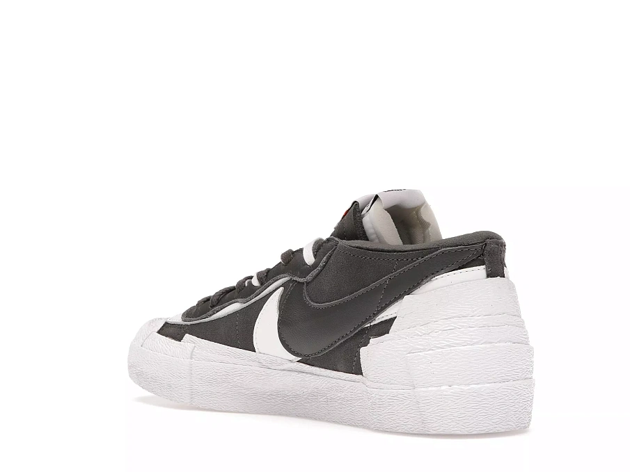 Фото № 4 с приближением к товару «‎Nike Blazer Low sacai Iron Grey»