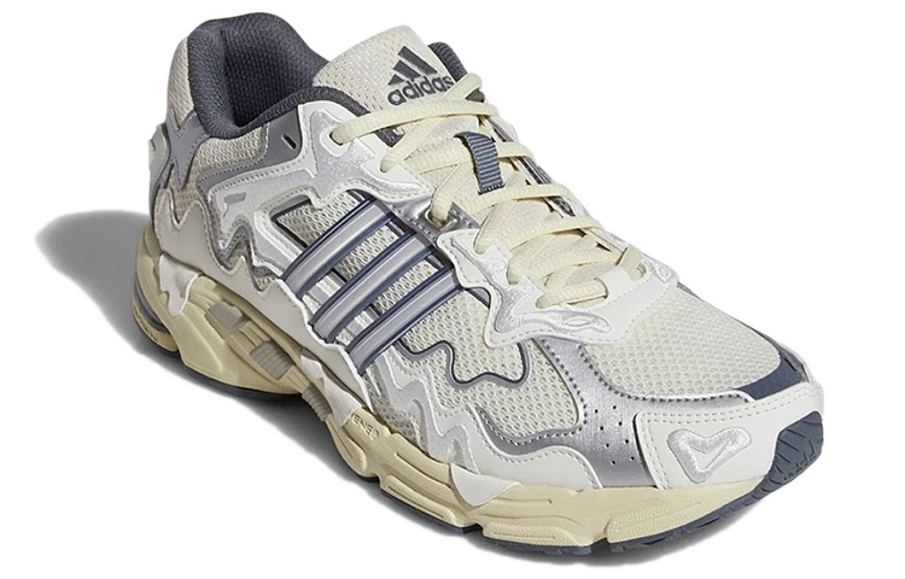 Фото № 3 с приближением к товару «‎ adidas originals adidas originals Response Outdoor functional shoes Cream WhiteOff WhiteSand»