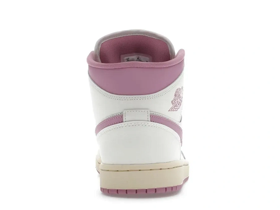 Фото № 4 с приближением к товару «‎Jordan 1 Mid»