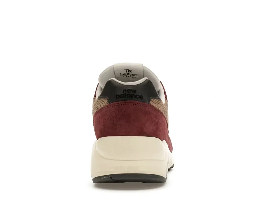 Фото № 4 с приближением к товару «‎New Balance 580»
