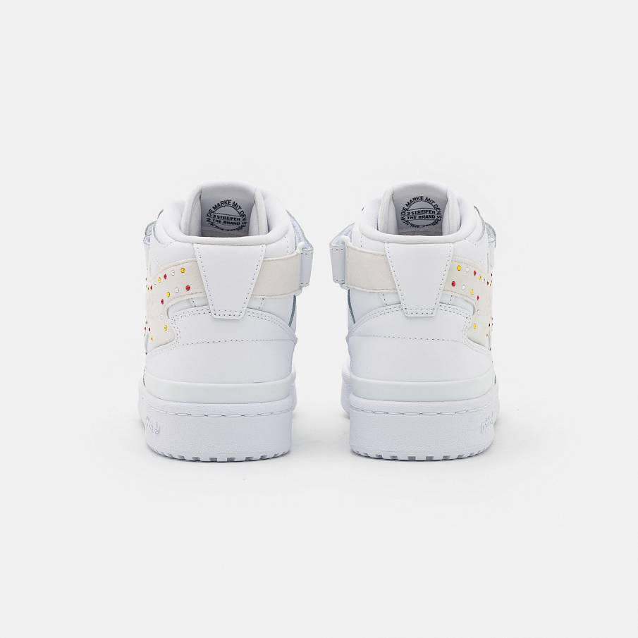 Фото № 4 с приближением к товару «‎Adidas Forum »