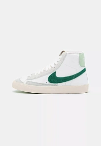 Фото № 1 с приближением к товару «‎W BLAZER MID 77»