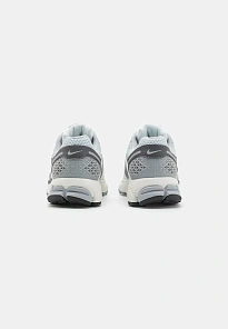 Фото № 3 с приближением к товару «‎ZOOM VOMERO 5»