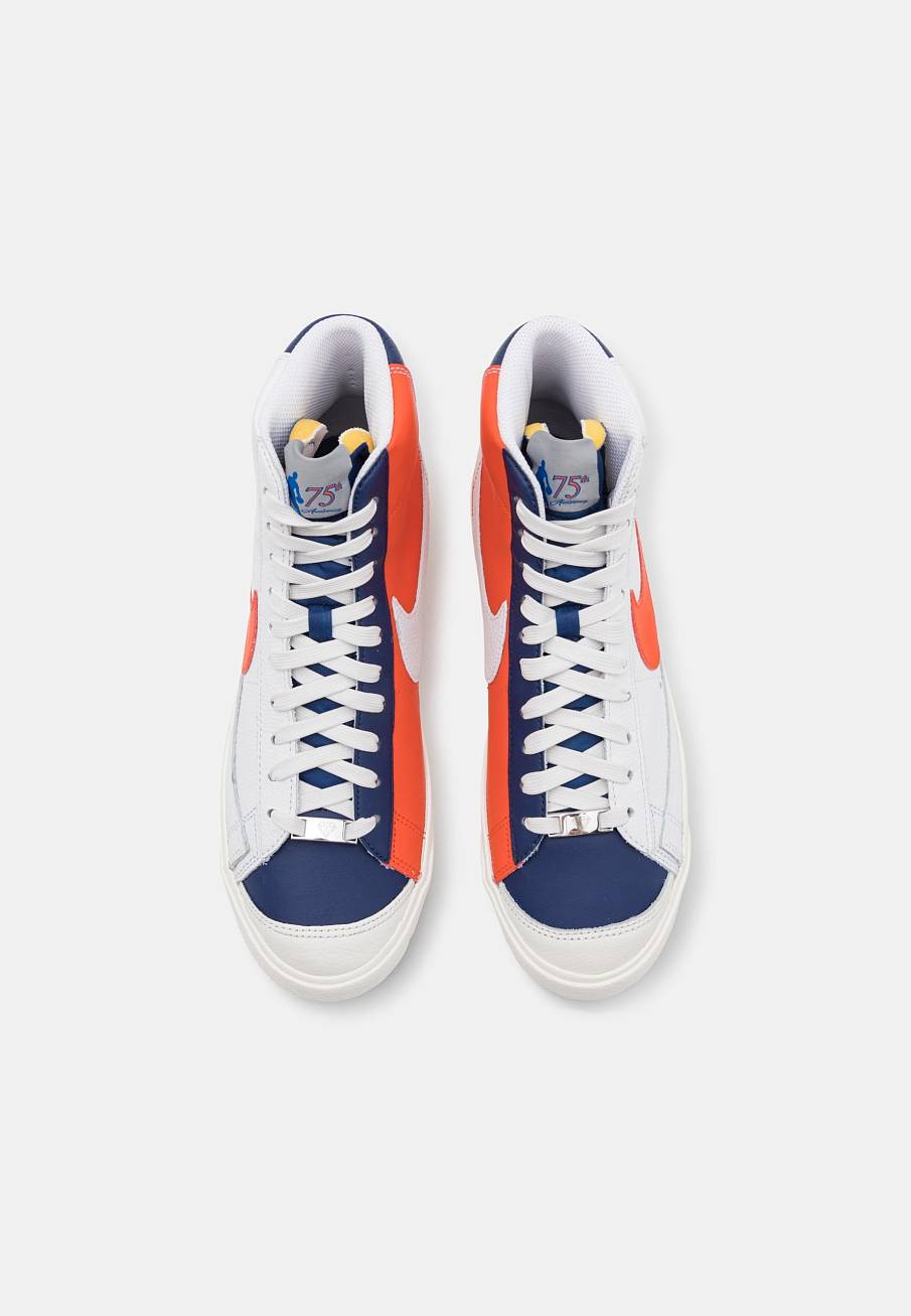 Фото № 5 с приближением к товару «‎Nike Blazer ’77 Emb »