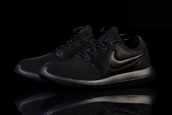 Nike Roshe Two Triple  - 1