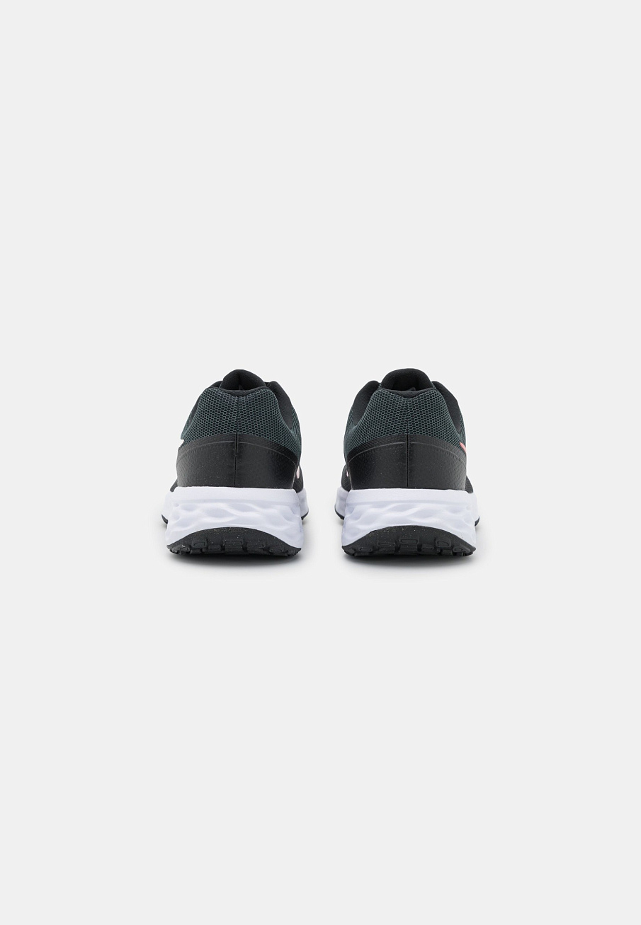 Фото № 3 с приближением к товару «‎Nike Revolution 6»