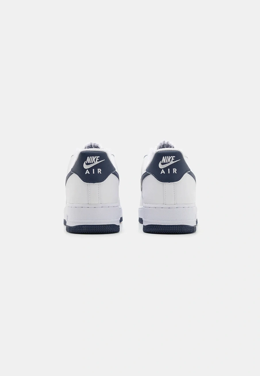 Фото № 3 с приближением к товару «‎AIR FORCE 1 07»