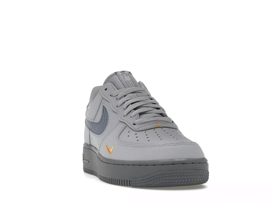 Фото № 5 с приближением к товару «‎Nike Air Force 1 Low Wolf Grey Kumquat»